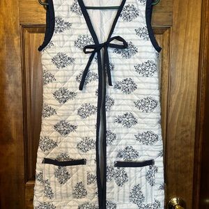 Quilted Vest with Floral Pattern